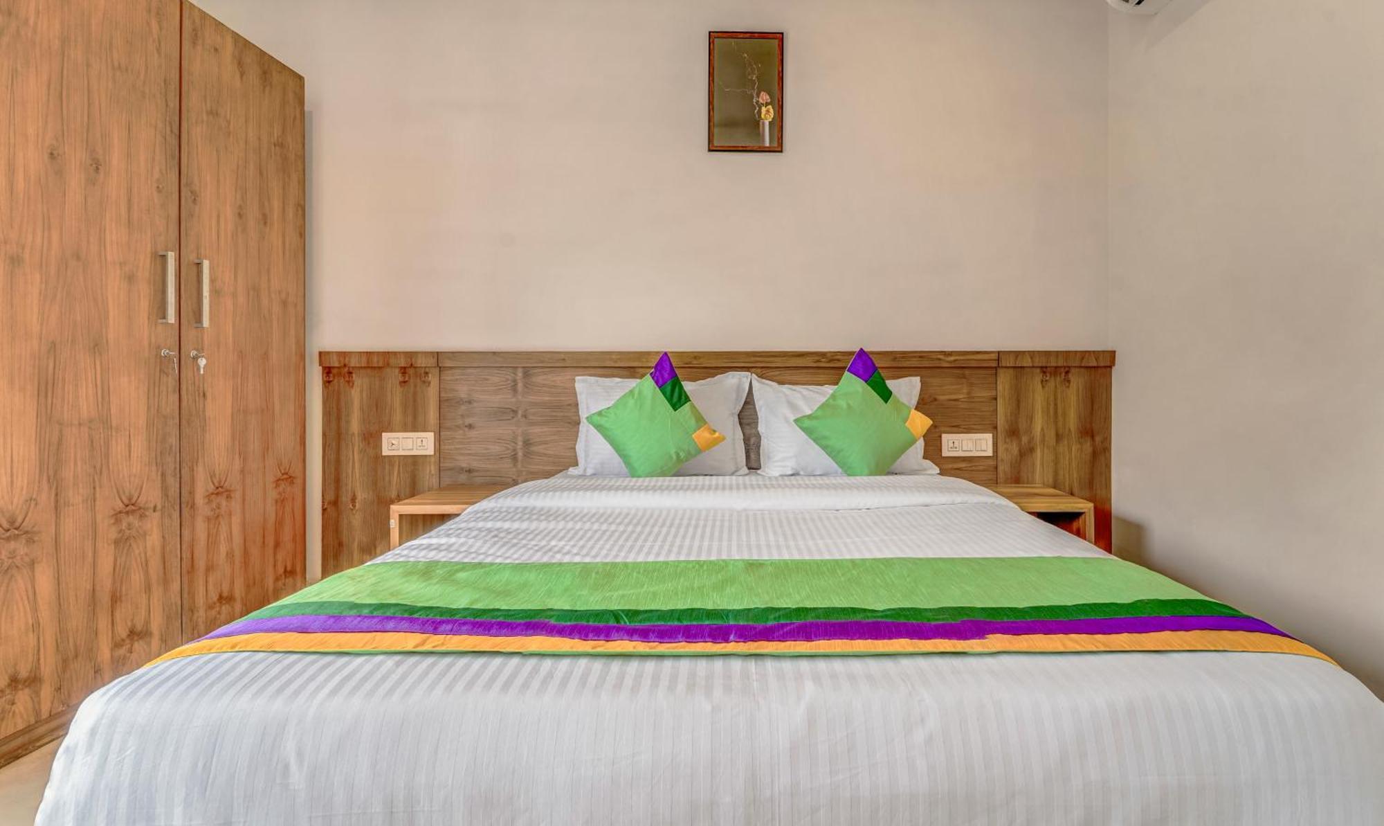Treebo Regalia Inn Civil Station Kalpetta Bagian luar foto
