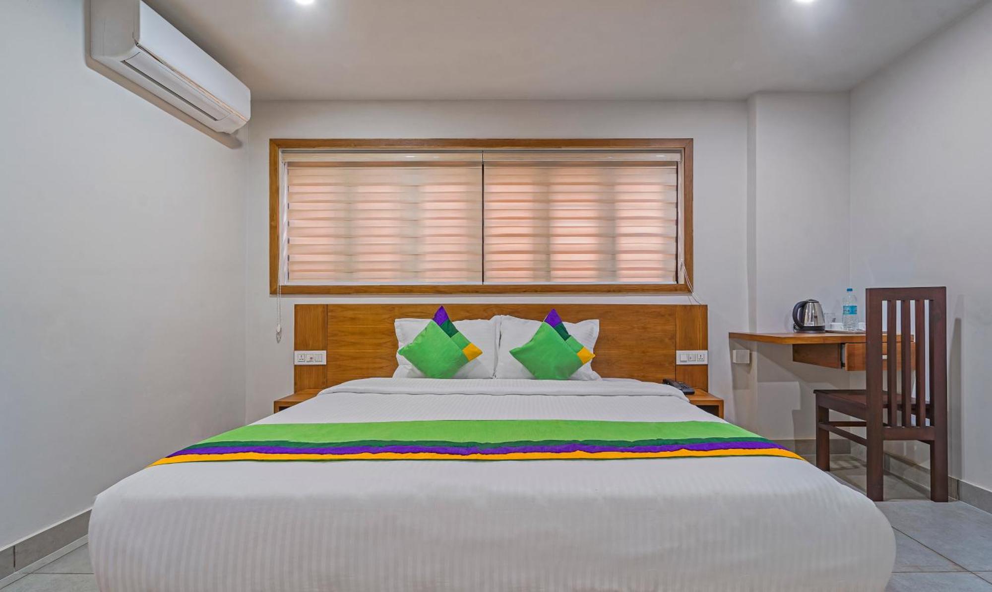 Treebo Regalia Inn Civil Station Kalpetta Bagian luar foto