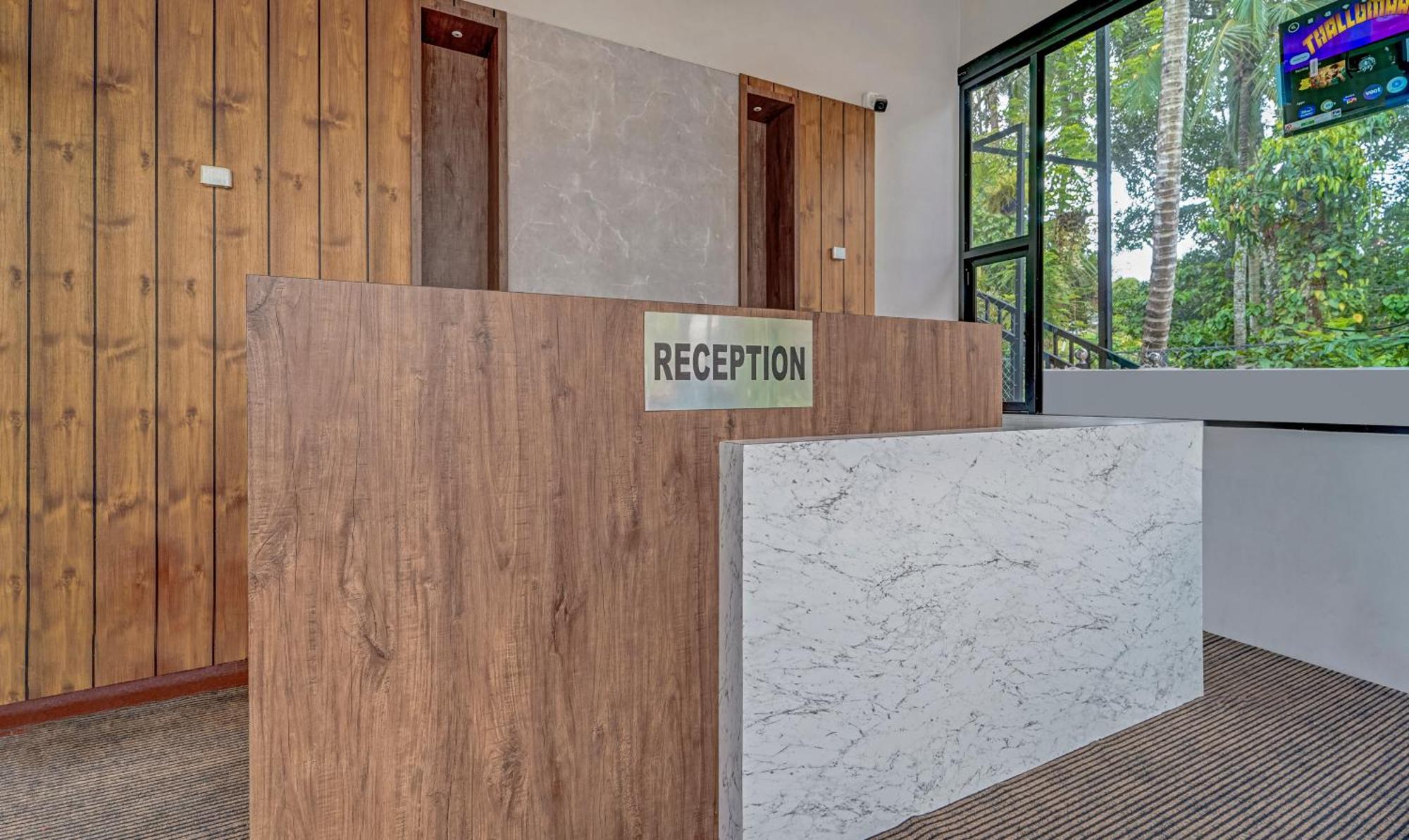 Treebo Regalia Inn Civil Station Kalpetta Bagian luar foto